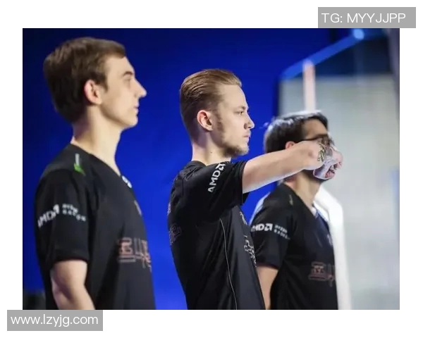 深入解析IG战队在CSGO中的进攻战术体系与战略布局