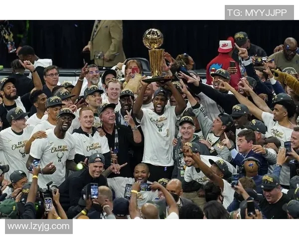 独行侠队荣耀加冕:总决赛击败雄鹿,勇夺NBA总冠军 独行侠队荣耀加冕:总决赛击败雄鹿,勇夺NBA总冠军