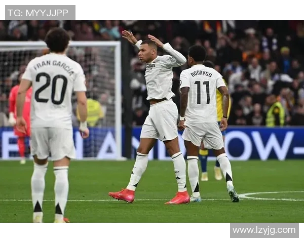 皇马历史上第34次荣膺西甲冠军,刷新纪录!